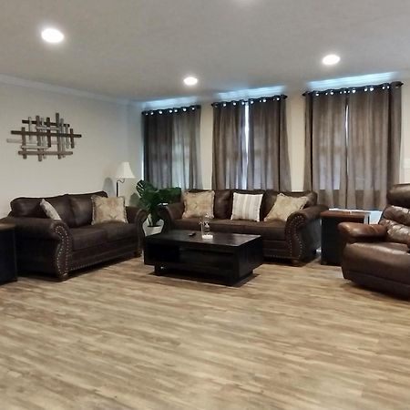 Backwoods Family Getaway! 3 Bedroom House! Yanceyville Exterior photo